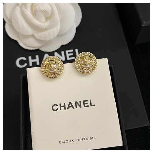 [홍콩명품.CHANEL] 샤넬 24SS 로고 진주 골드 이어링 귀걸이, ET1965, SL, 명품악세사리,팔찌,귀걸이,반지