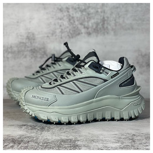 [홍콩명품.MONCLER] 몽클레어 24SS 로고 TRAILGRIP GTX 스니커즈 운동화 (그레이), SE3126, S3, 명품스니커즈,운동화,구두,로퍼,하이탑,신발