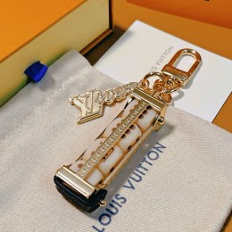 [홍콩명품.LOUIS VUITTON] 루이비통 24SS 로고 주사위 키홀더 키링 (3컬러), ET2419, NNT, 명품악세사리,팔찌,귀걸이,반지