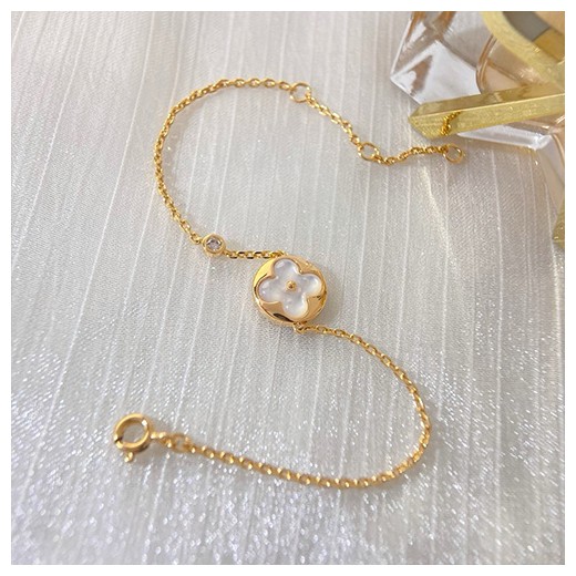 [홍콩명품.LOUIS VUITTON] 루이비통 24SS 로고 골드 팔찌 (화이트 주얼리), ET2604, SL, 명품악세사리,팔찌,귀걸이,반지