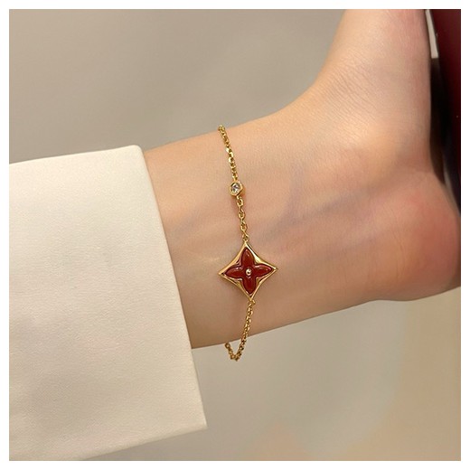 [홍콩명품.LOUIS VUITTON] 루이비통 24SS 로고 골드 팔찌 (레드 주얼리), ET2608, SL, 명품악세사리,팔찌,귀걸이,반지