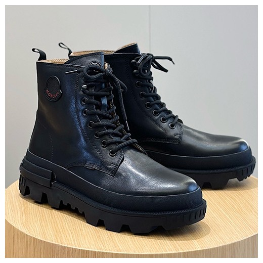 [홍콩명품.MONCLER] 몽클레어 25SS 로고 로고 레더 가죽 부츠 워커 (블랙), SE4469, S3, 명품스니커즈,운동화,구두,로퍼,하이탑,신발
