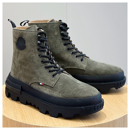 [홍콩명품.MONCLER] 몽클레어 25SS 로고 로고 레더 가죽 부츠 워커 (카키), SE4470, S3, 명품스니커즈,운동화,구두,로퍼,하이탑,신발