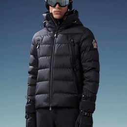 [홍콩명품.MONCLER] 몽클레어 25SS 로고 loray Entrant 후드 구스다운 패딩 자켓 (블랙), BM18898, HH, 홍콩명품의류,구매대행,온라인명품