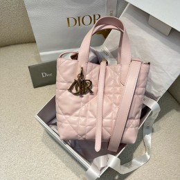 [홍콩명품,Christian Dior] 디올 25SS 로고 TOUJOURS 스몰 토트백 핸드백 (핑크), BGM4649, BDA, 홍콩명품가방,명품쇼핑몰,크로스백,핸드백,구매대행