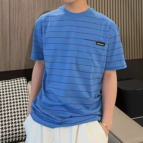 [홍콩명품,MIU MIU] 미우미우 25SS 로고 스트라이프 반팔 티셔츠 (블루), BM19570, KK, 홍콩명품의류,구매대행,온라인명품