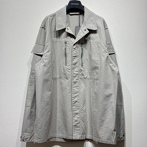 [홍콩명품.BALENCIAGA] 발렌시아가 25SS 로고 자수 카라 나일론 자켓 (2컬러), BM19627, KB, 홍콩명품의류,구매대행,온라인명품