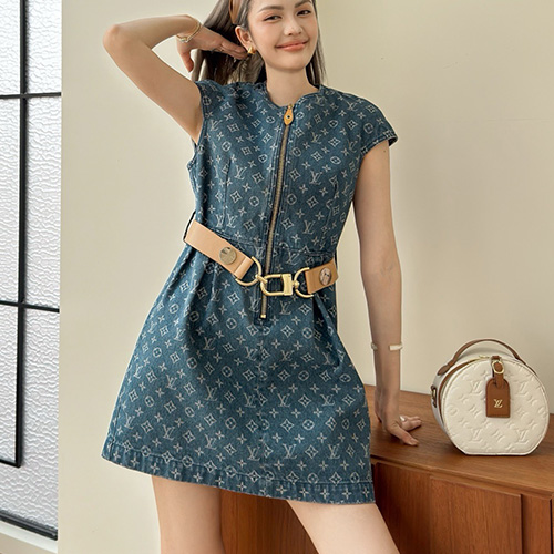 [홍콩명품.LOUIS VUITTON] 루이비통 25SS 로고 여성 모노그램 데님 슬리브리스 원피스, BM20087, CC, 홍콩명품의류,구매대행,온라인명품
