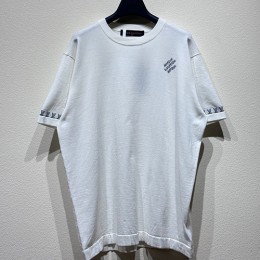 [홍콩명품.LOUIS VUITTON] 루이비통 25SS 로고 반팔 티셔츠 (2컬러), BM20125, KB, 홍콩명품의류,구매대행,온라인명품
