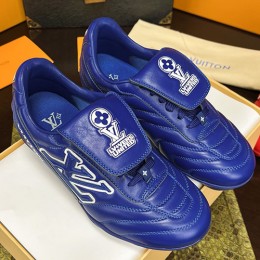 [홍콩명품.LOUIS VUITTON] 루이비통 25SS 로고 LV 풋프린트 풋볼 트레이너 1AHDOR (블루), SE4698, S1, 명품스니커즈,운동화,구두,로퍼,하이탑,신발