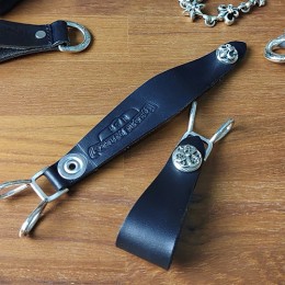 [가격문의][홍콩명품.Chrome Hearts] 크롬하츠 25SS 로고 925실버 레더 가죽 키홀더 키링, ET2873, CR1, 홍콩명품의류,구매대행,온라인명품