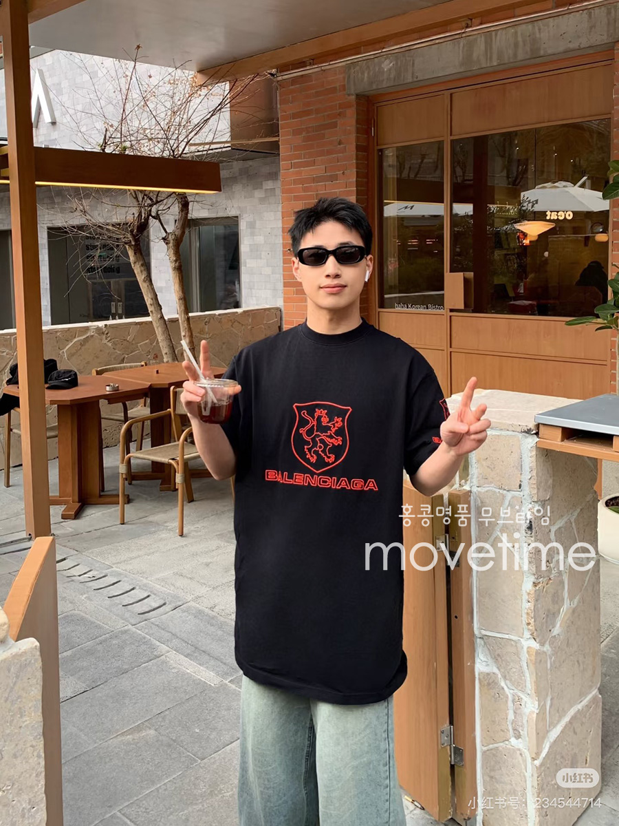 [홍콩명품.BALENCIAGA] 발렌시아가 25SS 로고 자수 반팔 티셔츠 (블랙), BM20274, KB, 홍콩명품의류,구매대행,온라인명품