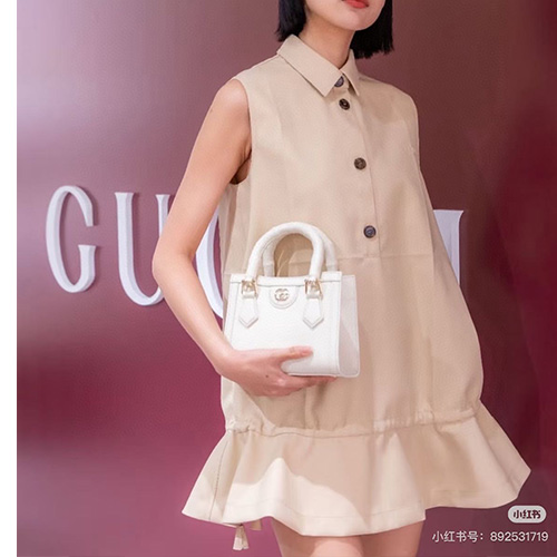 [홍콩명품.Gucci] 구찌 25SS 로고 자수 여성 슬리브리스 원피스 (베이지), BM20370, TBG, 홍콩명품의류,구매대행,온라인명품