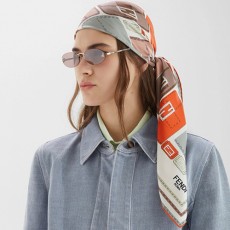 [홍콩명품,FENDI] 펜디 25SS 로고 Baguette 90-90 실크 스카프 머플러 (2컬러), ET2919, JX, 홍콩명품의류,구매대행,온라인명품