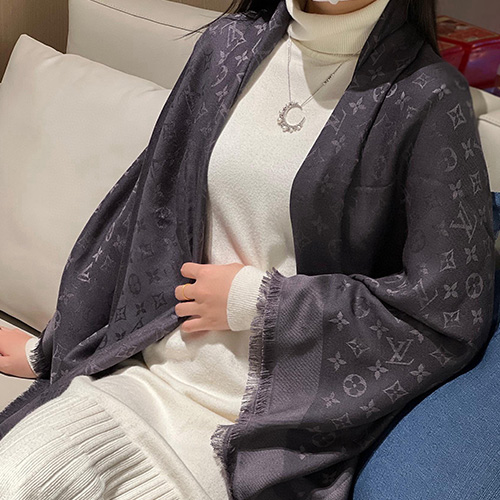 [홍콩명품.LOUIS VUITTON] 루이비통 25SS 로고 모노그램 클래식 숄 140-140 스카프 머플러 M71376 (블랙), ET2972, JX, 홍콩명품의류,구매대행,온라인명품