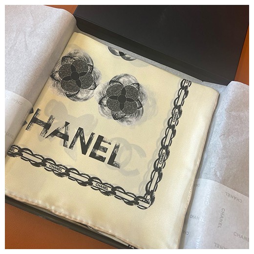 [홍콩명품.CHANEL] 샤넬 25SS 로고 패턴 90-90 실크 스카프 머플러 (아이보리), ET2982, JX, 홍콩명품의류,구매대행,온라인명품