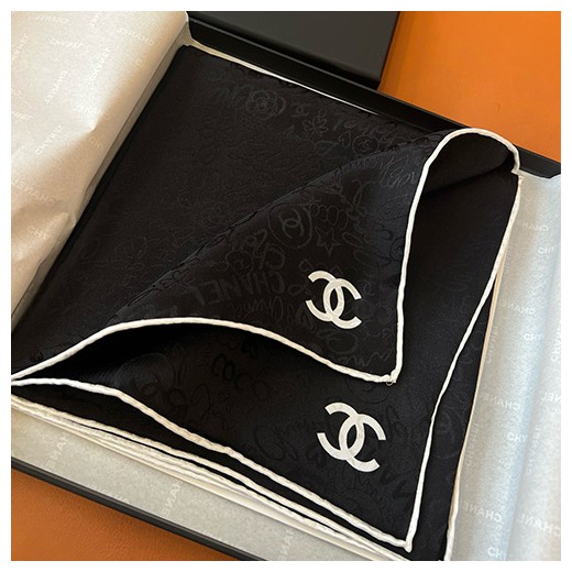 [홍콩명품.CHANEL] 샤넬 25SS 로고 패턴 90-90 실크 스카프 머플러 (2컬러), ET2998, JX, 홍콩명품의류,구매대행,온라인명품