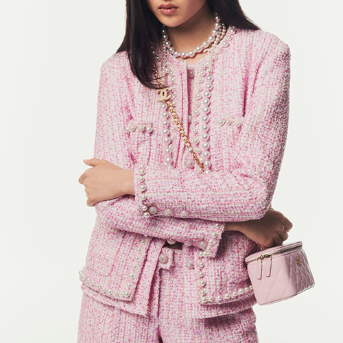 [홍콩명품.CHANEL] 샤넬 25SS 로고 여성 V넥 트위드 자켓 (핑크), BM20580, PG, 홍콩명품의류,구매대행,온라인명품