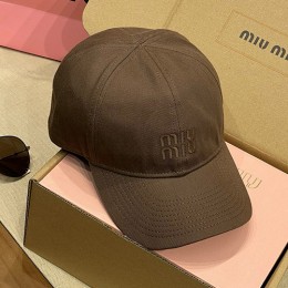 [홍콩명품,MIU MIU] 미우미우 25SS 로고 자수 볼캡 모자 (브라운), CA0333, 홍콩명품쇼핑몰,인터넷명품,온라인명품사이트,남자명품,해외직구