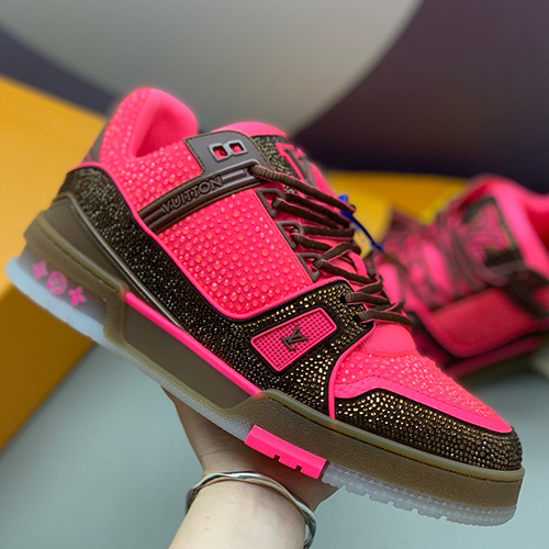 [홍콩명품.LOUIS VUITTON] 루이비통 25SS 로고 모노그램 트레이너 스니커즈 운동화 (핑크-브라운), SE4759, PMD, 명품스니커즈,운동화,구두,로퍼,하이탑,신발