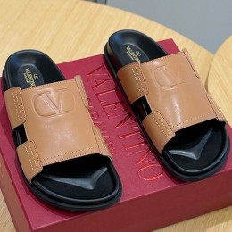 [홍콩명품.Valentino] 발렌티노 25SS 로고 레더 가죽 샌들 슬리퍼 (카라멜), SE4880, S2, 명품스니커즈,운동화,구두,로퍼,하이탑,신발