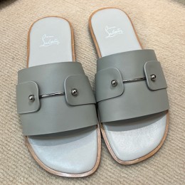 [홍콩명품.Christian Louboutin] 크리스챤루부탱 25SS 로고 레더 가죽 샌들 슬리퍼 (그레이), SE4896, S2, 명품스니커즈,운동화,구두,로퍼,하이탑,신발