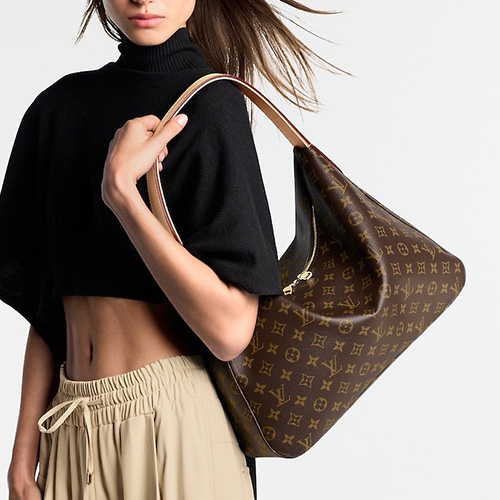 [홍콩명품.LOUIS VUITTON] 루이비통 25SS 로고 슬라우치 MM 백 모노그램 캔버스 M12098, BGM4698, BDA, 홍콩명품가방,명품쇼핑몰,크로스백,핸드백,구매대행