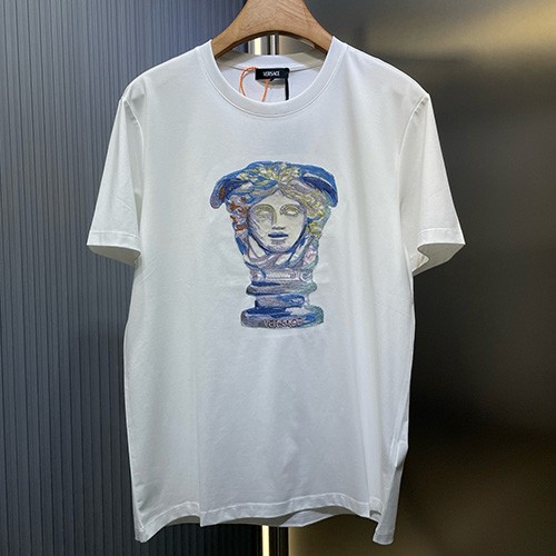 [홍콩명품.VERSACE] 베르사체 25SS 로고 자수 반팔 티셔츠 (2컬러), BM20891, JU, 홍콩명품의류,구매대행,온라인명품