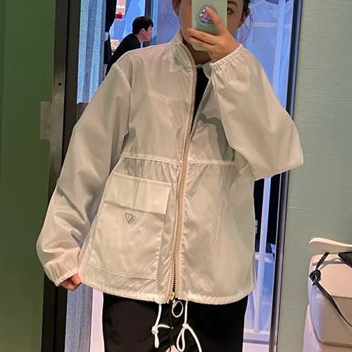[홍콩명품,PRADA] 프라다 25SS 삼각로고 여성 바람막이 자켓 (화이트), BM20945, KB, 홍콩명품의류,구매대행,온라인명품