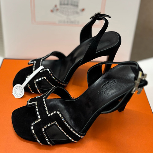 [홍콩명품.Hermes] 에르메스 25SS 로고 여성 레더 가죽 슬리퍼 샌들 (블랙), SE4956, H3, 명품스니커즈,운동화,구두,로퍼,하이탑,신발