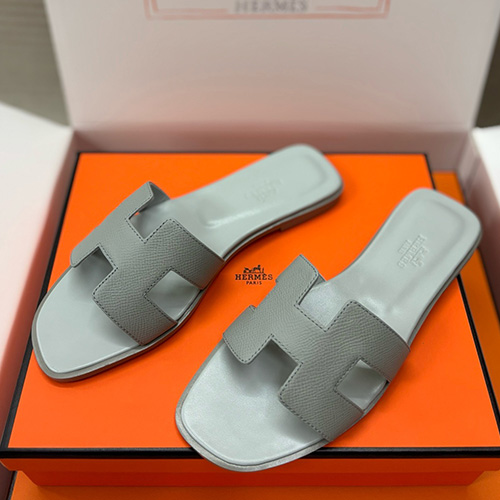 [홍콩명품.Hermes] 에르메스 25SS 로고 여성 레더 가죽 샌들 슬리퍼 (그레이), SE4959, H3, 명품스니커즈,운동화,구두,로퍼,하이탑,신발