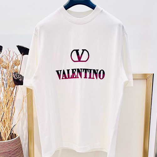 [홍콩명품.Valentino] 발렌티노 25SS 로고 자수 반팔 티셔츠 (2컬러), BM20953, YS, 홍콩명품의류,구매대행,온라인명품