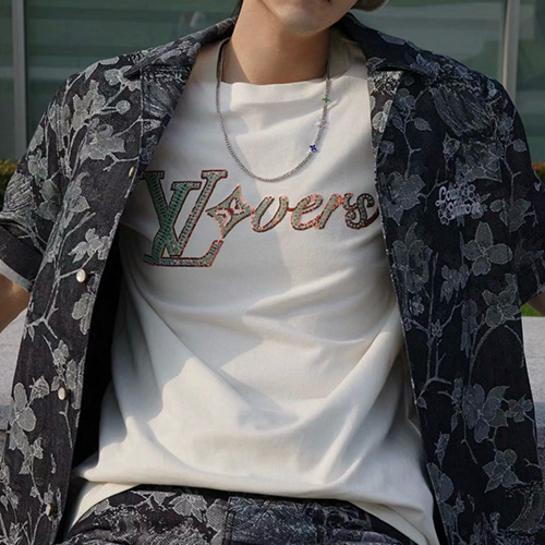 [홍콩명품.LOUIS VUITTON] 루이비통 25SS 로고 그래픽 반팔 티셔츠 (2컬러), BM20966, YS, 홍콩명품의류,구매대행,온라인명품
