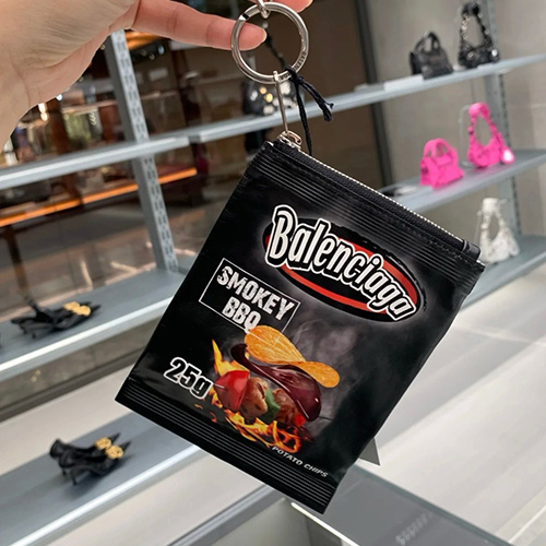 [홍콩명품.BALENCIAGA] 발렌시아가 25SS 로고 그래픽 프린트 레더 가죽 가방 지갑 (블랙), BGM4796, JL, 명품지갑,무브타임쇼핑몰,홍콩명품,사이트,명품쇼핑몰