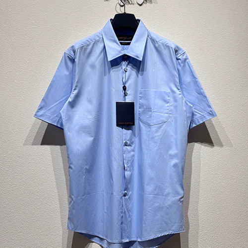 [명품레플리카.LOUIS VUITTON] 루이비통 25SS 로고 반팔 남방 셔츠 (스카이블루), BM21223, KB, 홍콩명품의류,구매대행,온라인명품