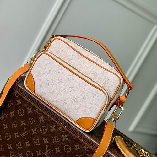 [홍콩명품.LOUIS VUITTON] 루이비통 25SS 로고 닐 모노그램 헤리티지 남성 숄더백 M14682, BGM4864, BDA, 홍콩명품가방,명품쇼핑몰,크로스백,핸드백,구매대행