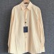 [홍콩명품.LOUIS VUITTON] 루이비통 25SS 로고 모노그램 스트라이프 남방 셔츠 (화이트-노랑), BM21474, JU, 명품레플리카,미러급,온라인쇼핑몰사이트