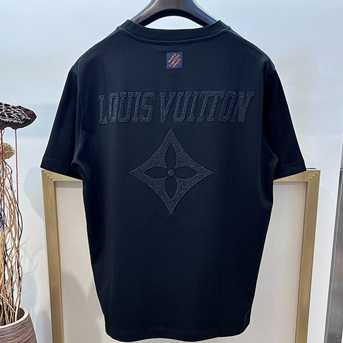 [홍콩명품.LOUIS VUITTON] 루이비통 25SS 로고 자수 반팔 티셔츠 (2컬러), BM21503, YS, 명품레플리카,미러급,온라인쇼핑몰사이트