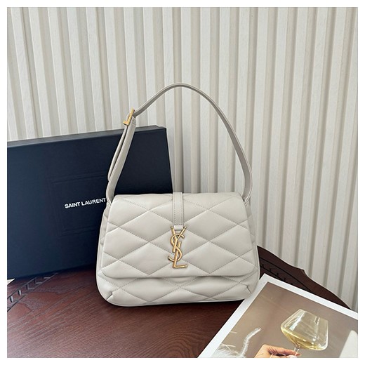 [홍콩명품.YSL] 입생로랑 25SS 로고 램스킨 숄더백 698567-AAAO0-9207, BGM4951, BDA, 홍콩명품가방,명품쇼핑몰,크로스백,핸드백,구매대행