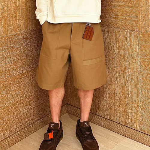 [홍콩명품.LOUIS VUITTON] 루이비통 25SS 로고 쇼츠 반바지 (카라멜), BM21657, KK, 홍콩명품가방,명품쇼핑몰,크로스백,핸드백,구매대행