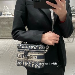 [가격문의][홍콩명품,Christian Dior] 디올 25SS 로고 오블리크 크로스백 (네이비), BGM4992, 홍콩명품가방,명품쇼핑몰,크로스백,핸드백,구매대행