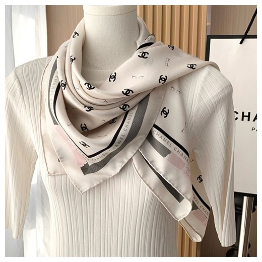 [홍콩명품.CHANEL] 샤넬 25SS 로고 패턴 88.5-88.5 스카프 머플러 (2컬러), ET3089, NNT, 홍콩명품의류,구매대행,온라인명품