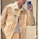 [홍콩명품.LOUIS VUITTON] 루이비통 25SS 로고 모노그램 데님 자켓 1AHUXX (베이지), BM21701, JL, 레플리카의류,미러급사이트