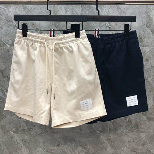 [홍콩명품.THOME BROWNE] 톰브라운 25SS 로고 쇼츠 반바지 (2컬러), BM21715, TB1, 레플리카의류,미러급사이트