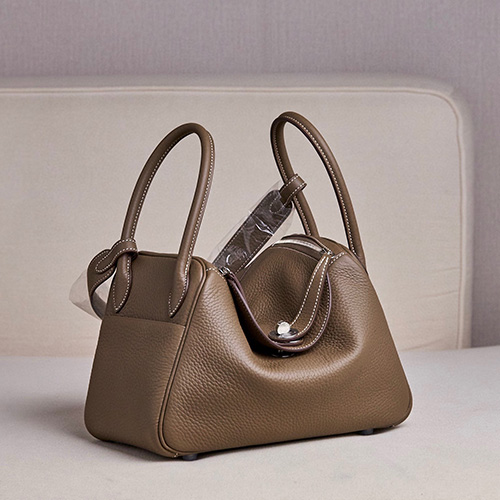 [홍콩명품.Hermes] 에르메스 25SS 로고 Lindy 26 토트백 핸드백 (브라운-은장), BGM5063, BDA, 홍콩명품가방,명품쇼핑몰,크로스백,핸드백,구매대행