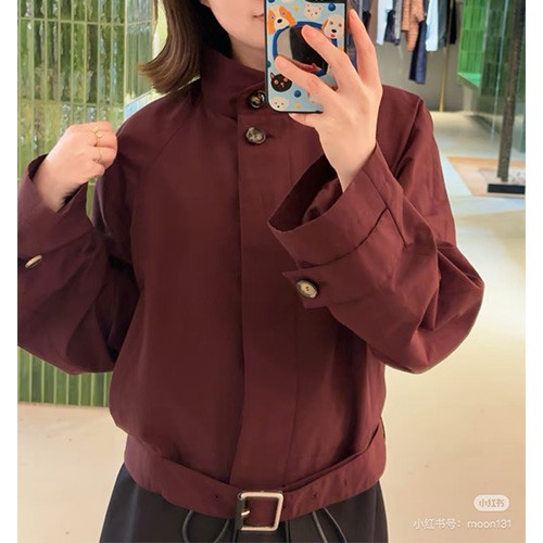 [홍콩명품.LOEWE] 로에베 25SS 로고 여성 터틀넥 봄버 자켓 (와인), BM21970, MC, 레플리카의류,미러급사이트