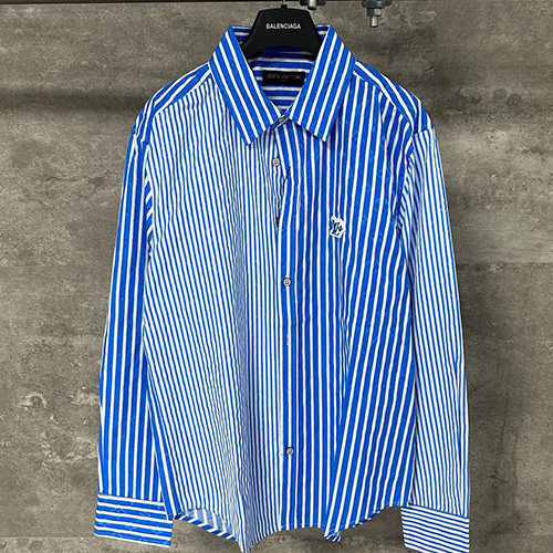 [홍콩명품.LOUIS VUITTON] 루이비통 25SS 로고 스트라이프 남방 셔츠 (블루), BM22037, KK, 레플리카의류,미러급사이트