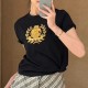 [가격문의][홍콩명품.Burberry] 버버리 25SS 로고 자수 반팔 티셔츠 (2컬러), BM22236, S1F, 레플리카의류,미러급사이트