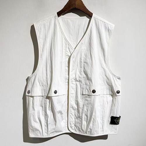 [홍콩명품.Stone Island] 스톤아일랜드 25SS 로고 탈부착 V넥 조끼 베스트 (3컬러), BM22364, X2, 레플리카의류,미러급사이트