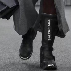 [홍콩명품.BALENCIAGA] 발렌시아가 25SS 로고 레더 가죽 롱 부츠 (블랙), SE5504, RO, 명품스니커즈,운동화,구두,로퍼,하이탑,신발